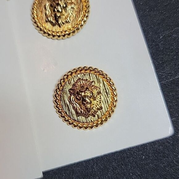 Streamline Vintage Shiny Gold Metal Lion Heads Button  #K1390 - Picture 7 of 7